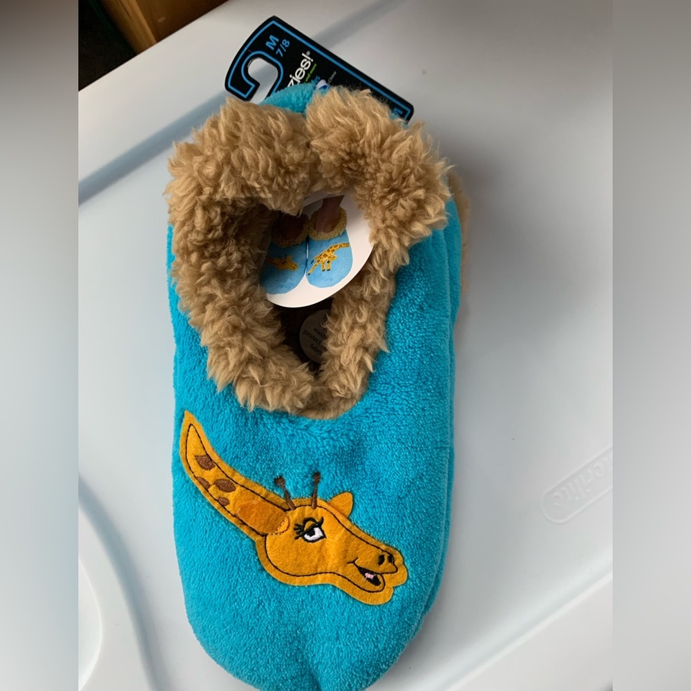 Snoozies!  Brand New with tags Size “M” 7/8